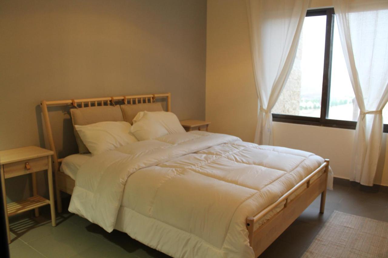 Samarah Dead Sea Resort Apartment With Sea View Fp4 Traveler Award 2025 Winner Thursday, Friday & Saturday Groups Consisting Solely Of Male Guests Are Not Permitted Sweimeh Exterior photo